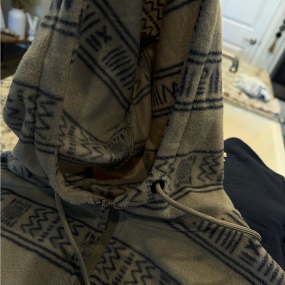 O'Neill tan half zip Jacket size medium - Picture 8 of 9